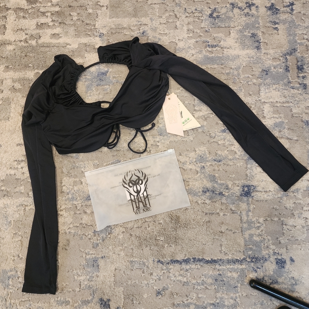 NWT We Are HAH Black Keep It Up Top Long Sleeve Rash Guard Underwire Large - Picture 6 of 15